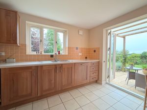 Photo 22- click for photo gallery